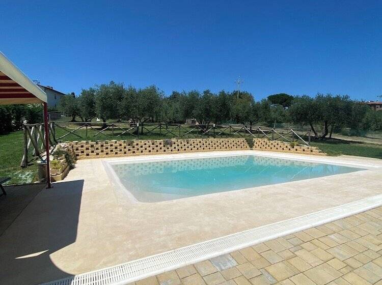 هتل Agriturismo Privato La Casa Del Sole