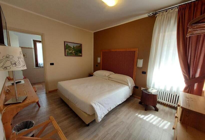 בית מלון כפרי Albergo Gran Paradiso