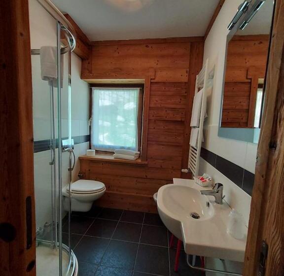 בית מלון כפרי Albergo Gran Paradiso