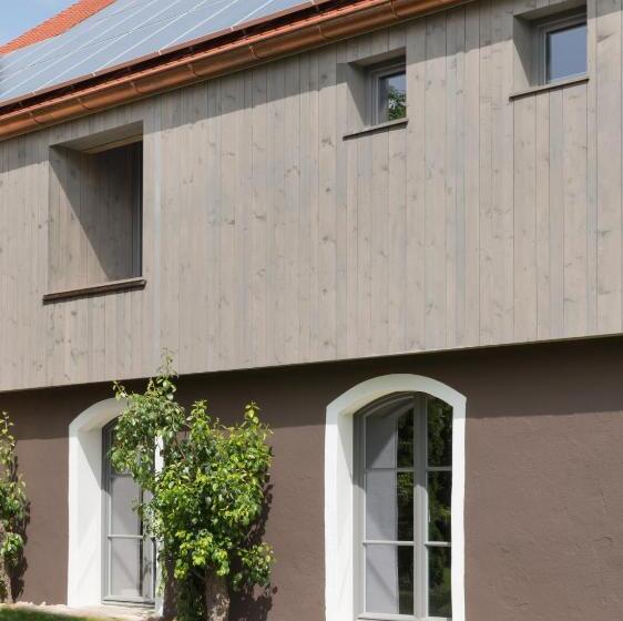 ホテル Almrefugio