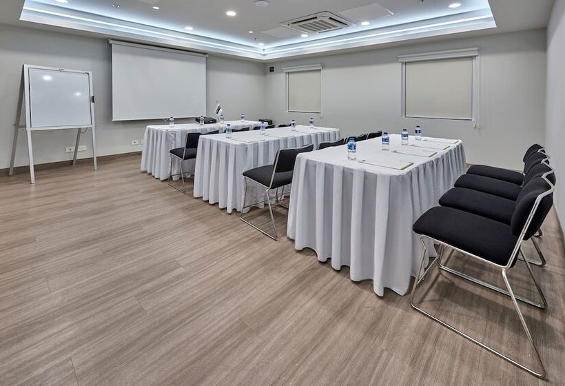 فندق City Express Junior By Marriott Tuxtepec