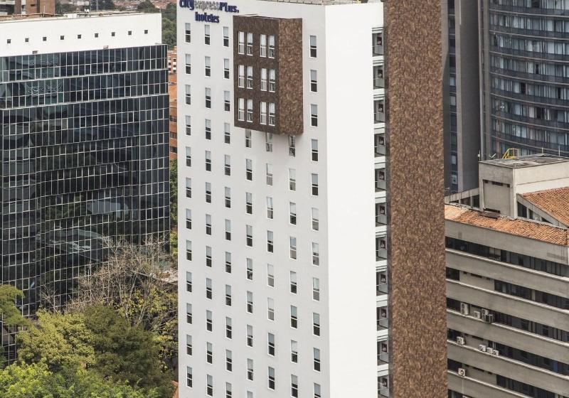 فندق City Express Plus By Marriott Medellín Colombia