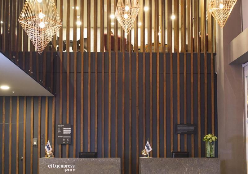 فندق City Express Plus By Marriott Medellín Colombia