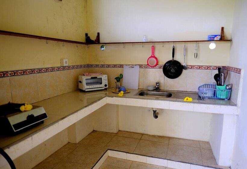 בית מלון כפרי Dukuh Village Villas & Art