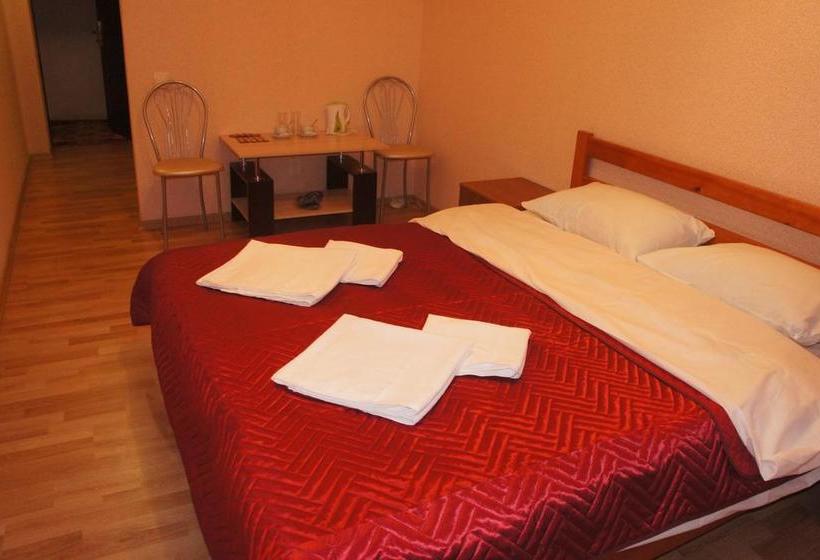 בית מלון כפרי Esenin