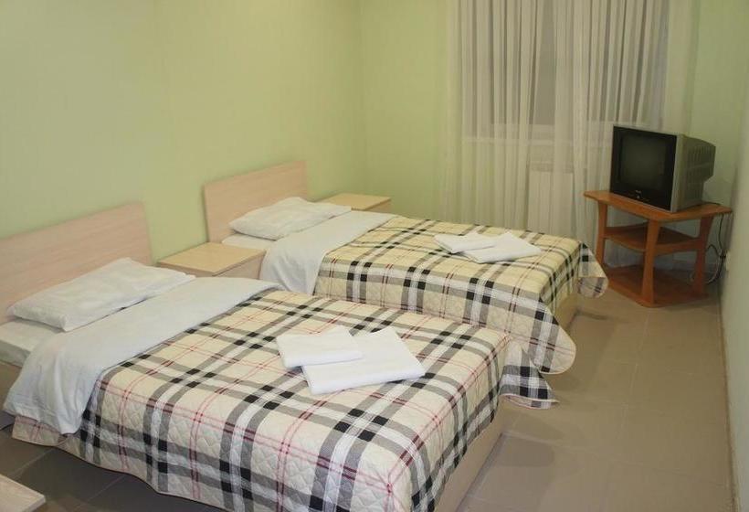 בית מלון כפרי Esenin