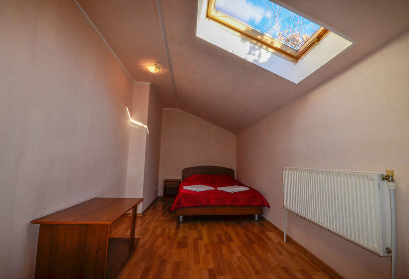 בית מלון כפרי Esenin