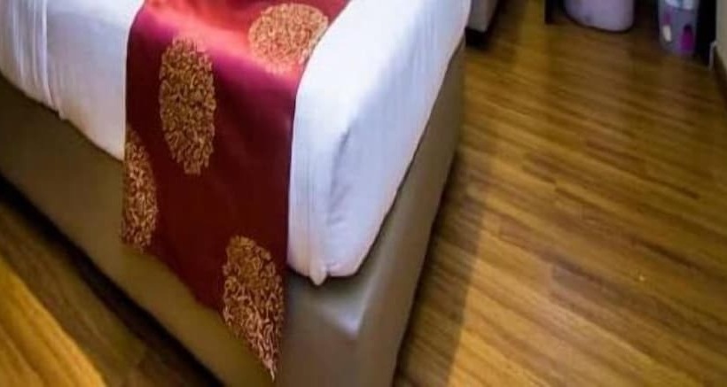 בית מלון כפרי Capital O 91074 Grand World