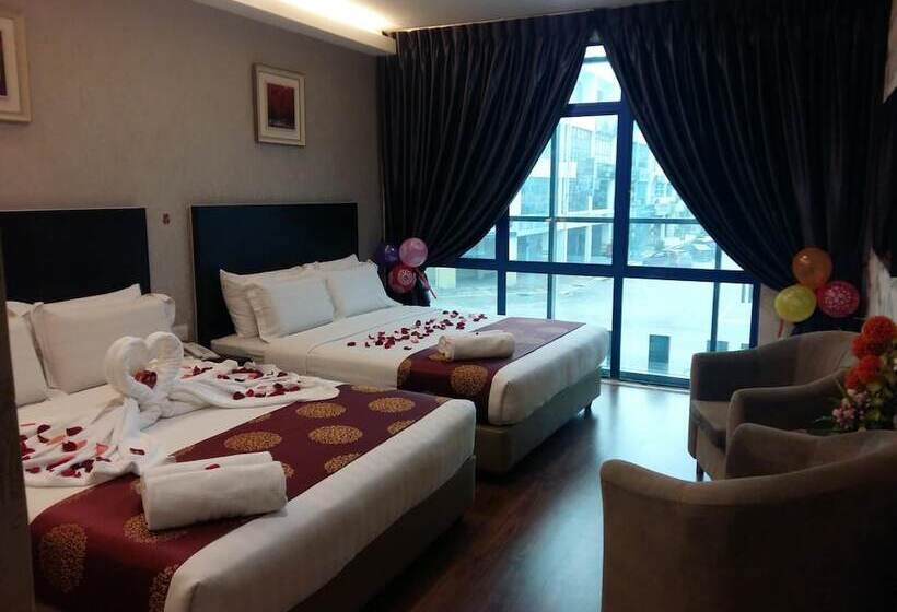 فندق Capital O 91074 Grand World