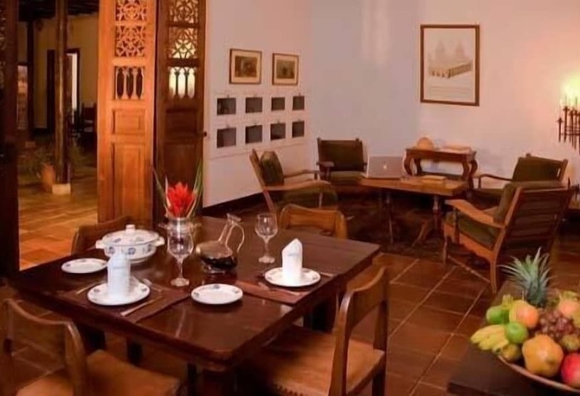 هتل Hacienda Castilla