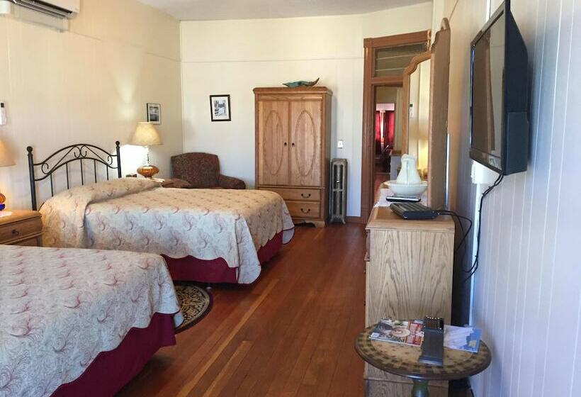 Historic Downtown Capitol Hotel Vacation Suites