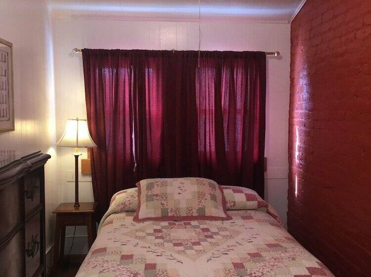 Historic Downtown Capitol Hotel Vacation Suites