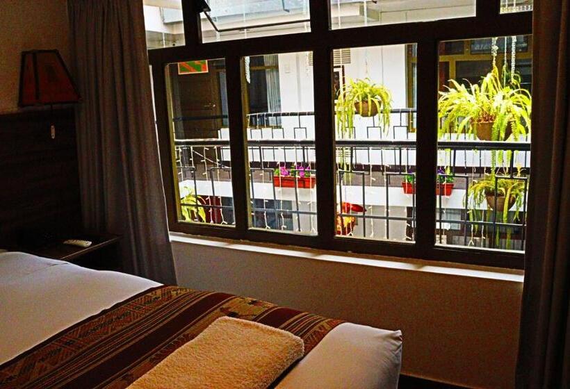 Отель Capac Inka Wasi Plaza