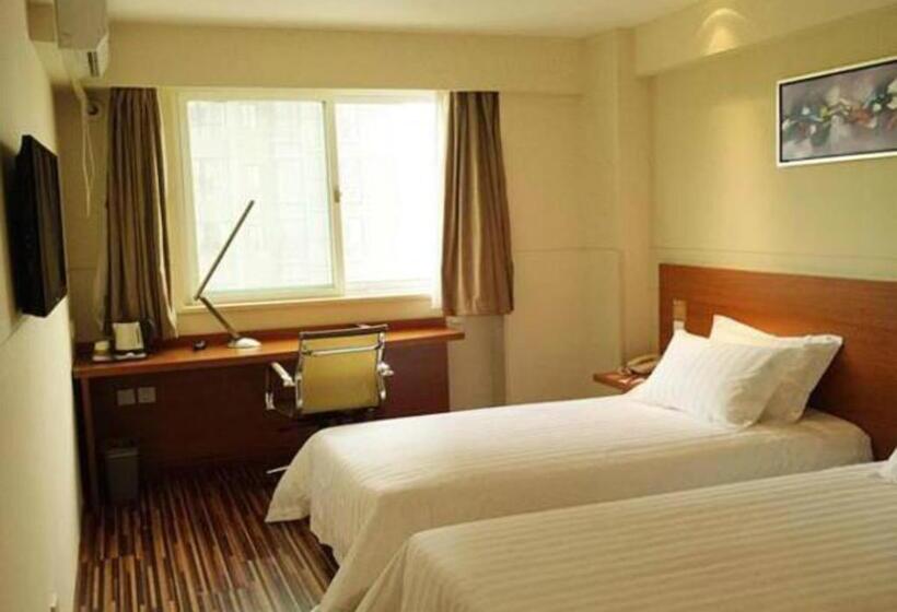 ホテル Jinjiang Inn Select Xian High Speed Train Station Fengchengqi Road