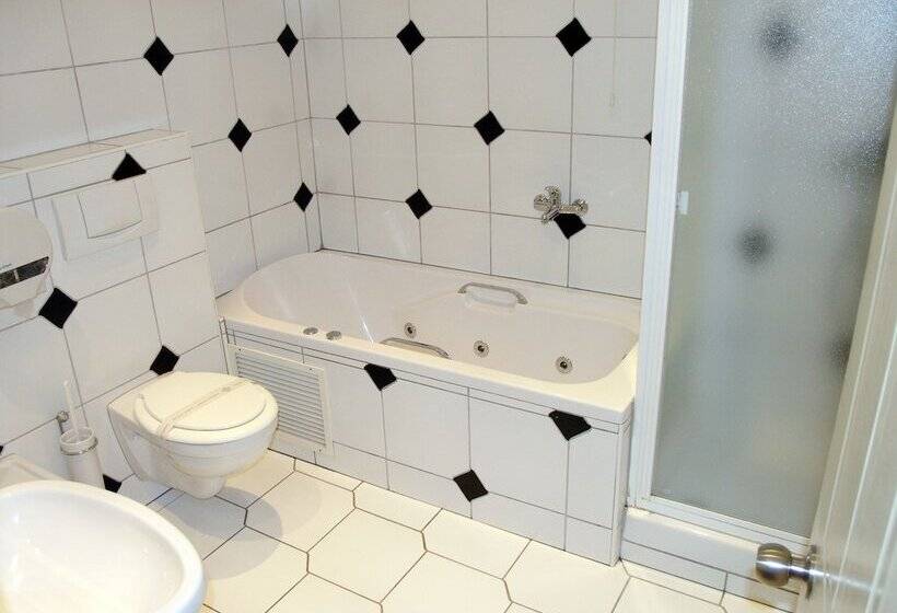 ホテル Kralj Tomislav