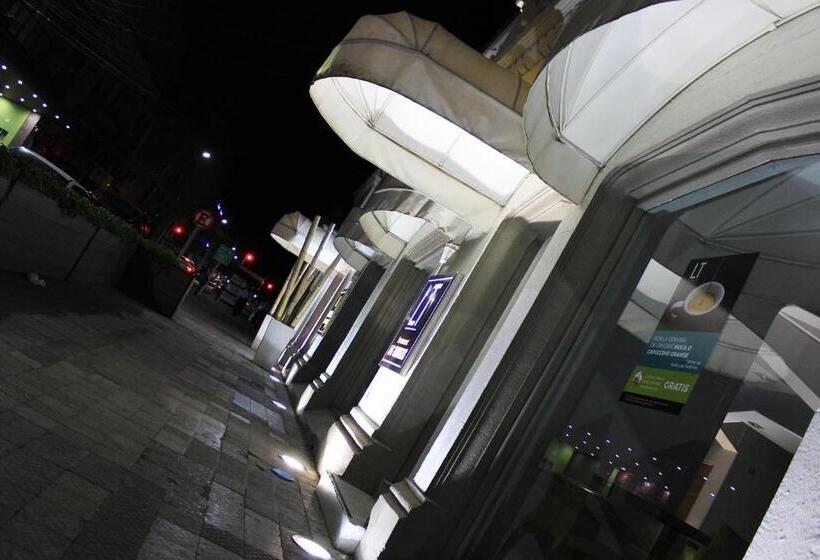 فندق Las Terrazas Express