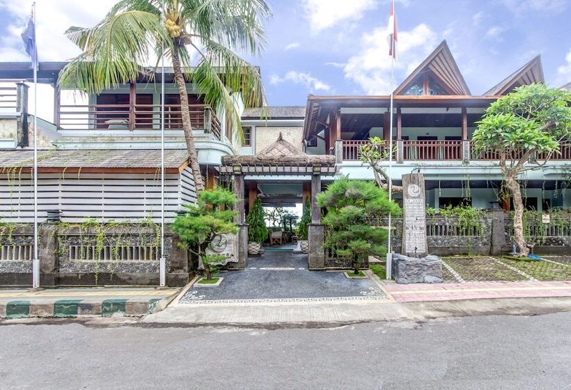 בית מלון כפרי The Point Surfcamp Bali