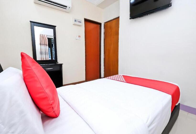 Отель OYO 714 Arina 