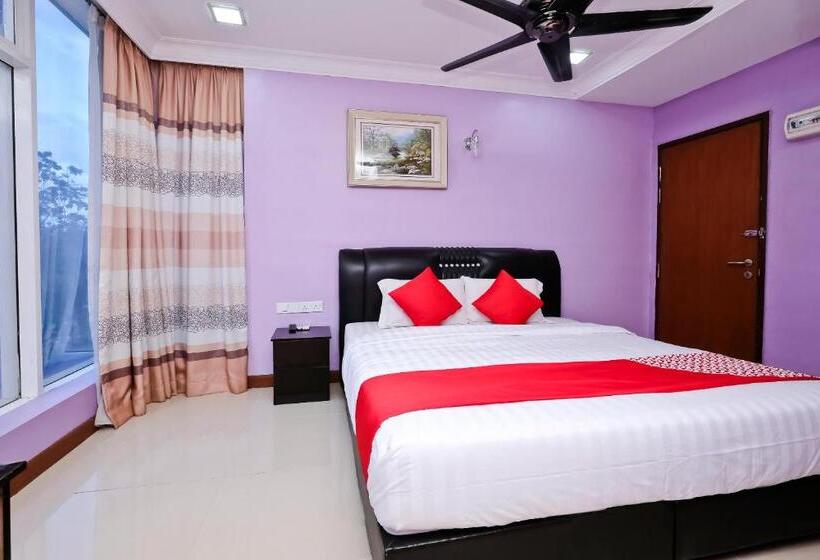 Отель OYO 714 Arina 