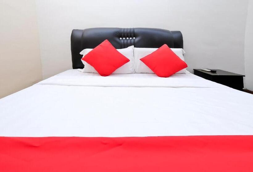 Отель OYO 714 Arina 