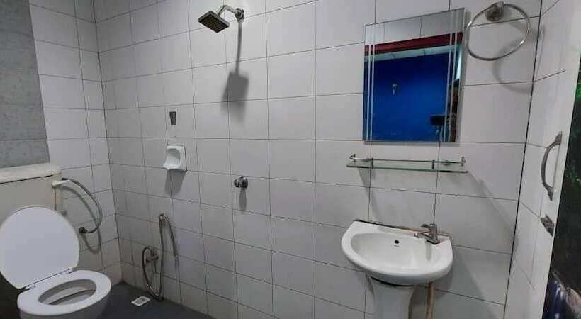 Отель OYO 714 Arina 