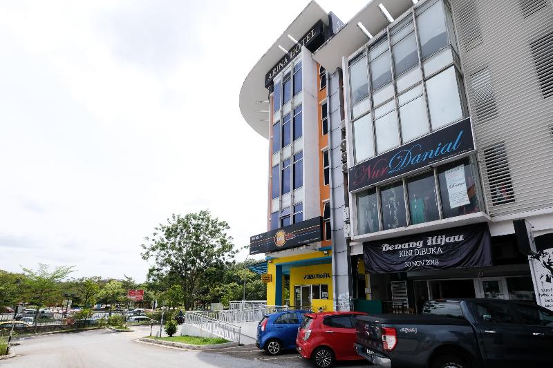 Отель OYO 714 Arina 