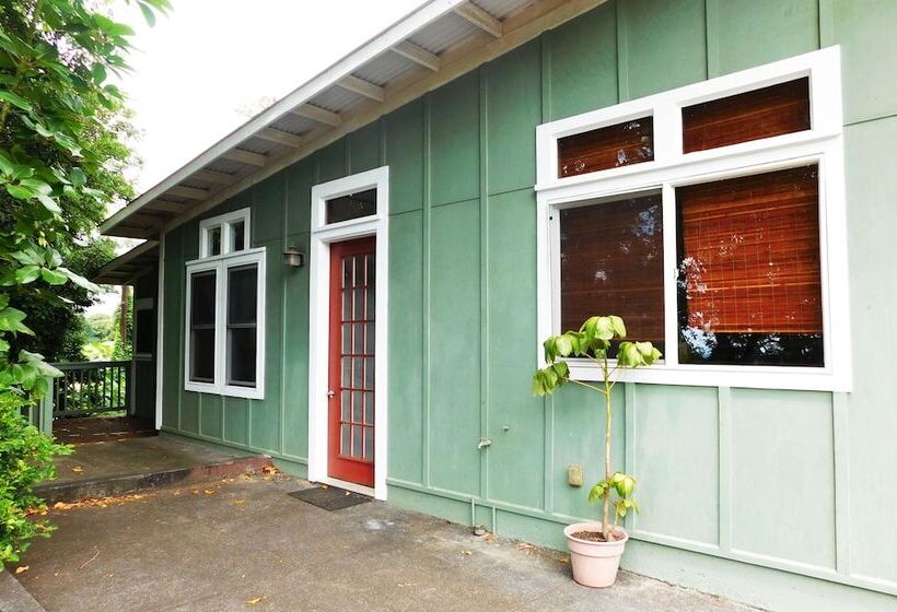 فندق Pahala Plantation Cottages