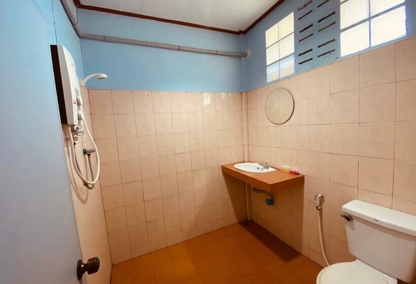 Отель Phupha Bungalow Haad Rin