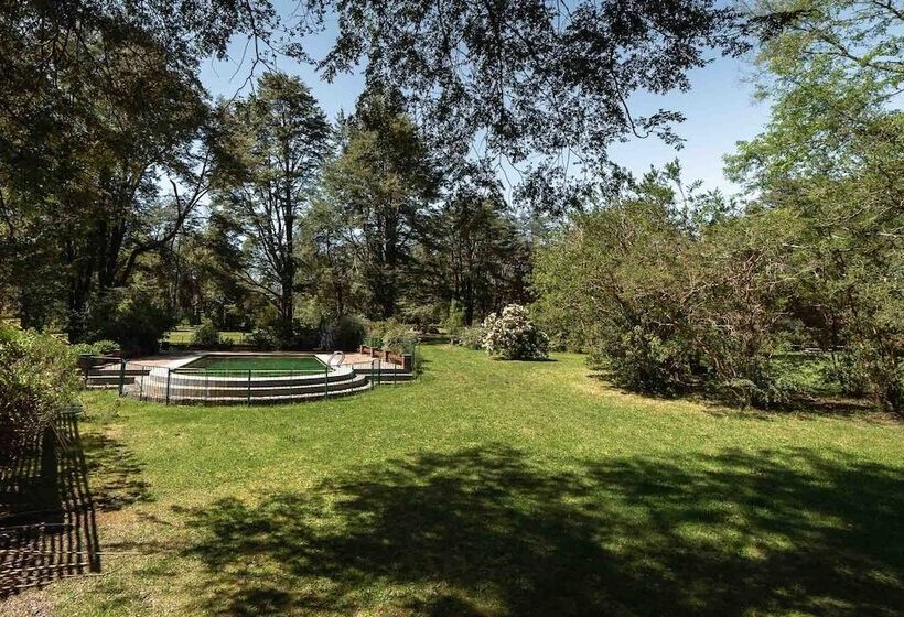Hotel Posada Del Río   Parque Metreñehue