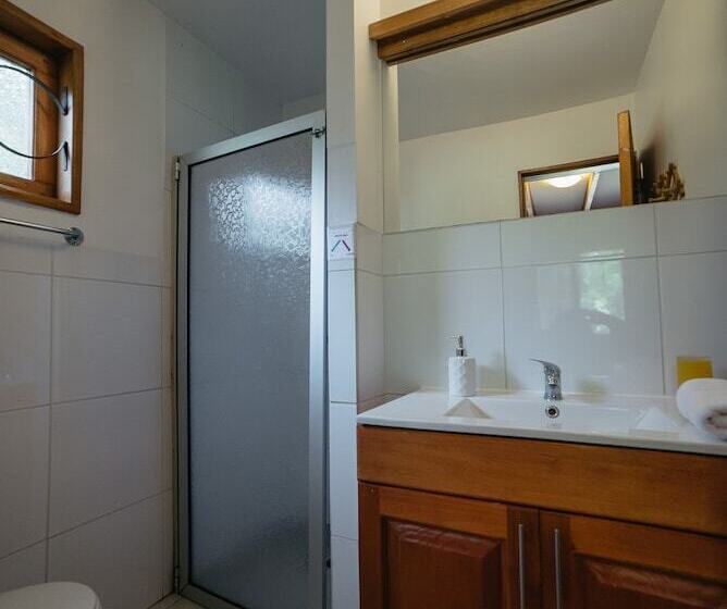 Hotel Posada Del Río   Parque Metreñehue