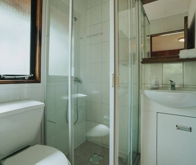 Hotel Posada Del Río   Parque Metreñehue