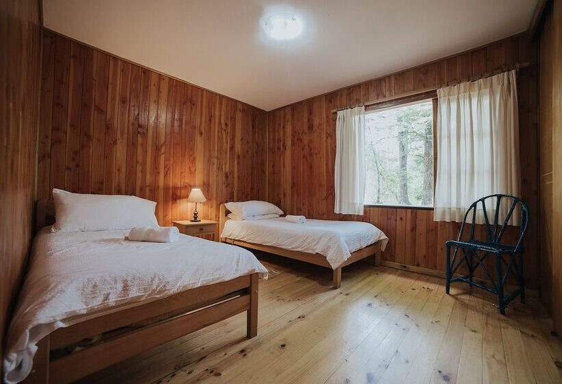 Hotel Posada Del Río   Parque Metreñehue