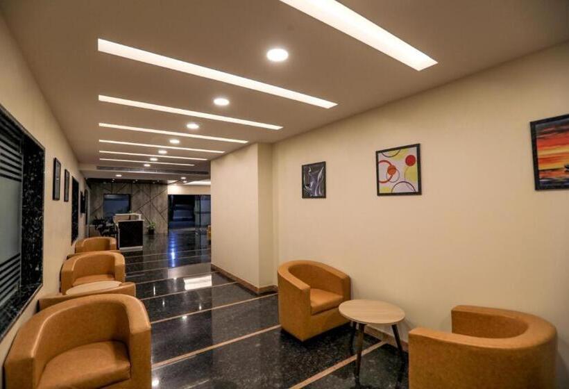 בית מלון כפרי Pp Residency