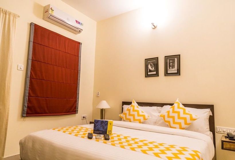 בית מלון כפרי Mint Queensway Suites