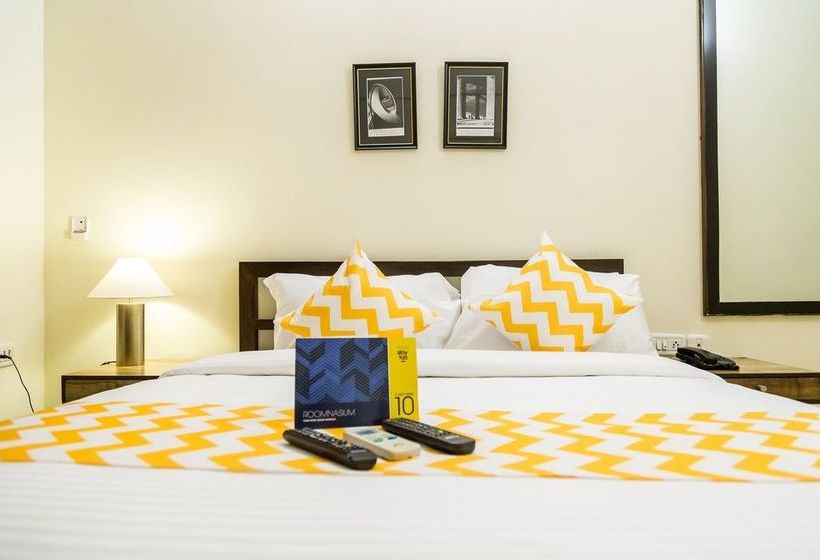 בית מלון כפרי Mint Queensway Suites