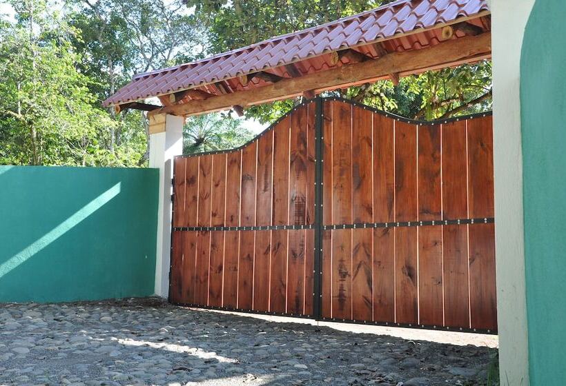 ホテル Rancho Las Tilapias