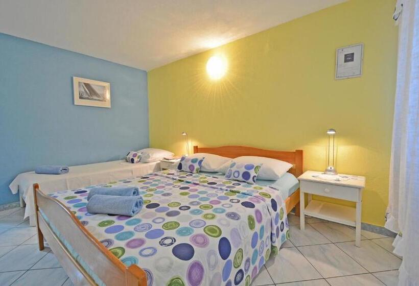 בית מלון כפרי Guest House Sunce, Traveler S Choice Best Panoramic View, Supetar Island Brac