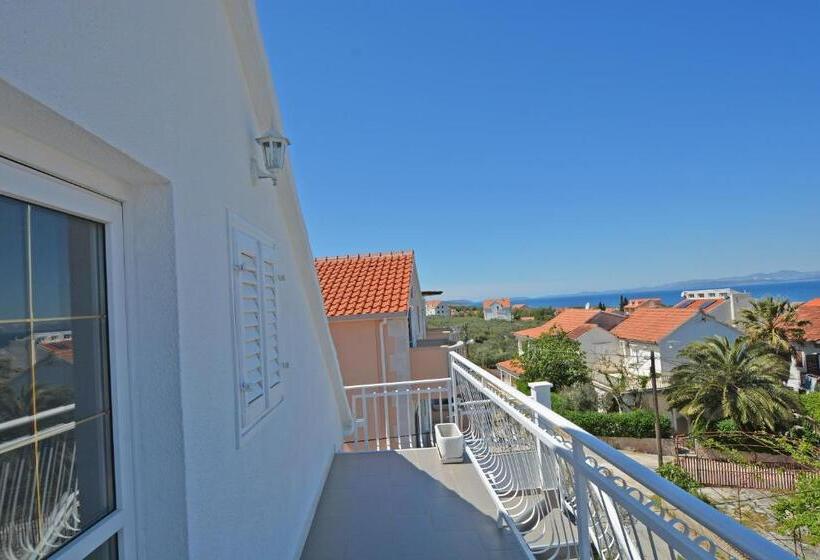 בית מלון כפרי Guest House Sunce, Traveler S Choice Best Panoramic View, Supetar Island Brac