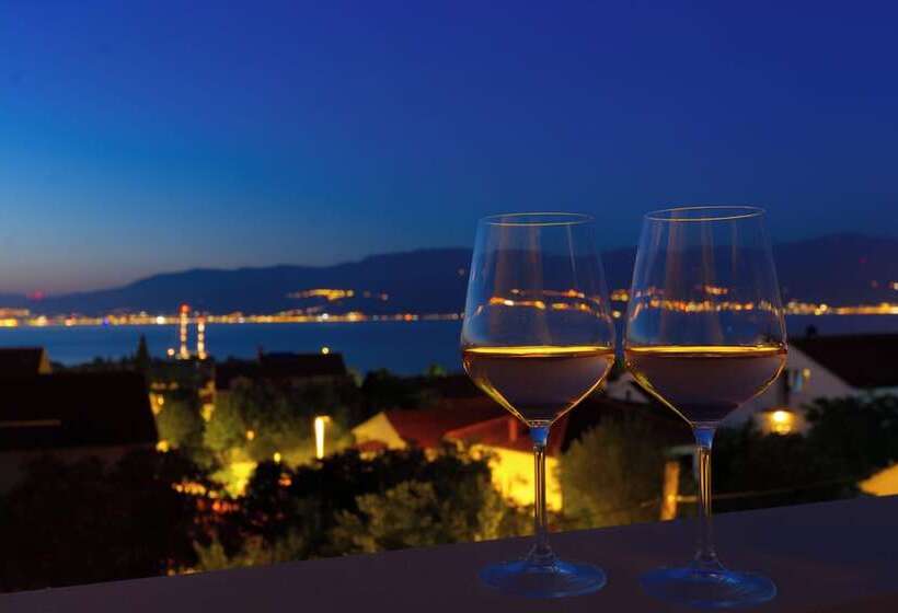 בית מלון כפרי Guest House Sunce, Traveler S Choice Best Panoramic View, Supetar Island Brac