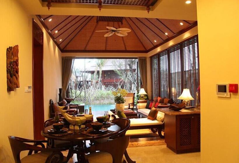 هتل Shixishu Jianguo Yalong Bay Resort