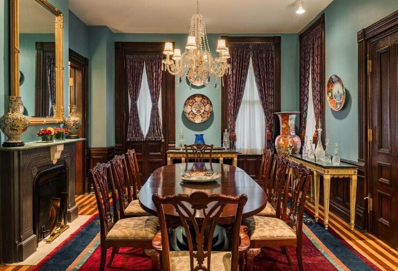 בית מלון כפרי The Inn At 97 Winder