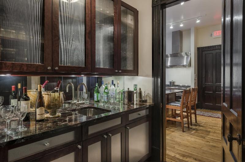 בית מלון כפרי The Inn At 97 Winder