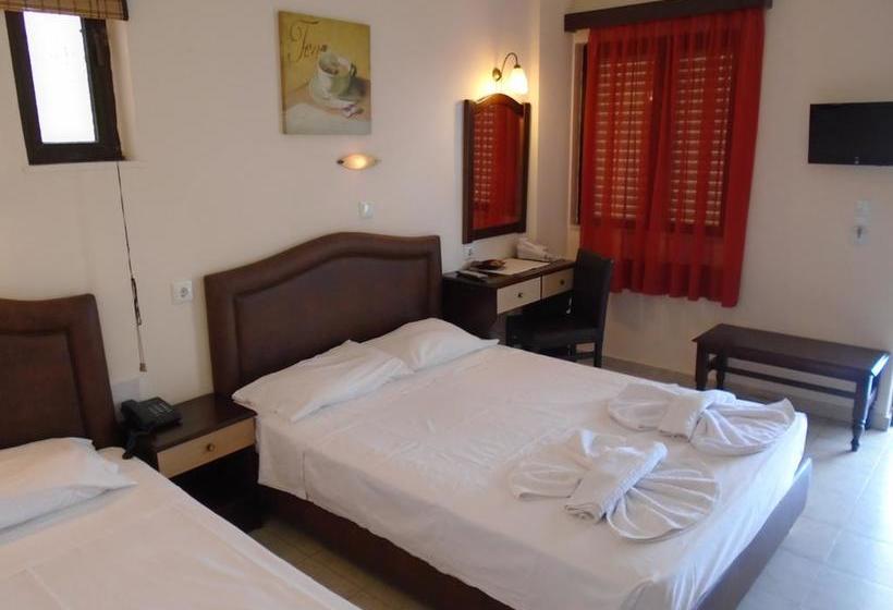 Fotos del hotel Triton:  36