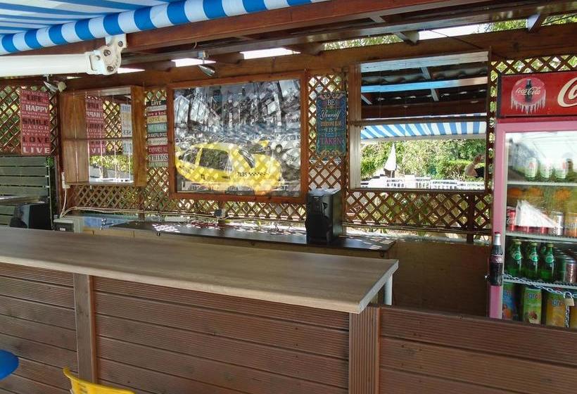 Fotos del hotel Triton:  10