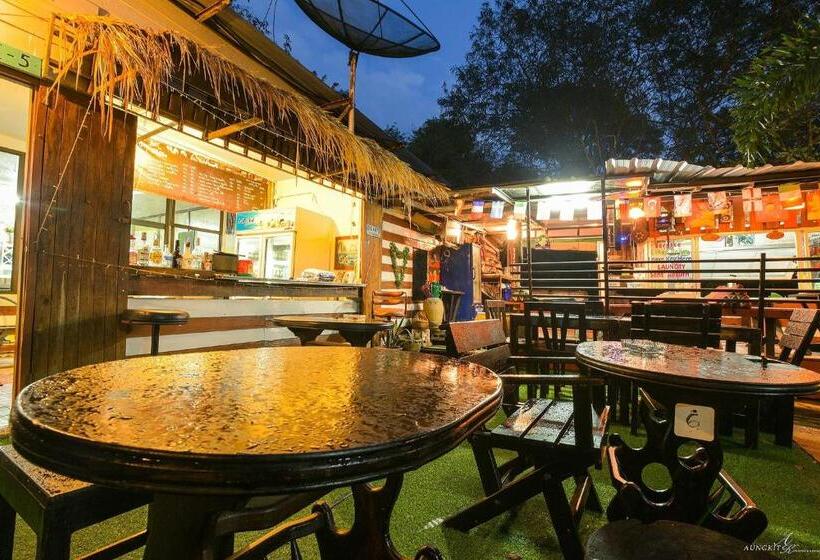 酒店 Tuk Tuk Guesthouse