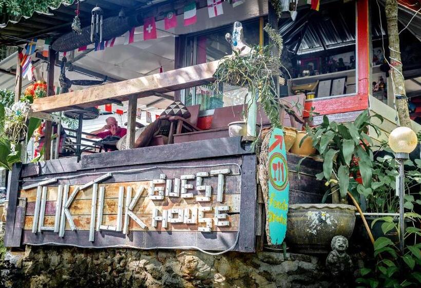 هتل Tuk Tuk Guesthouse