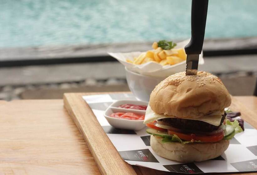 호텔 Umah Bali Suites