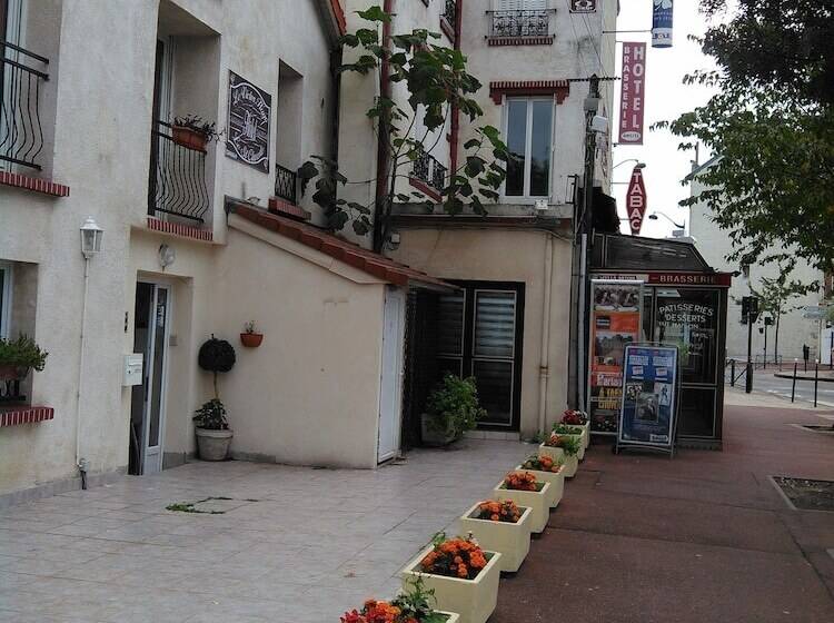 Отель Victor Hugo