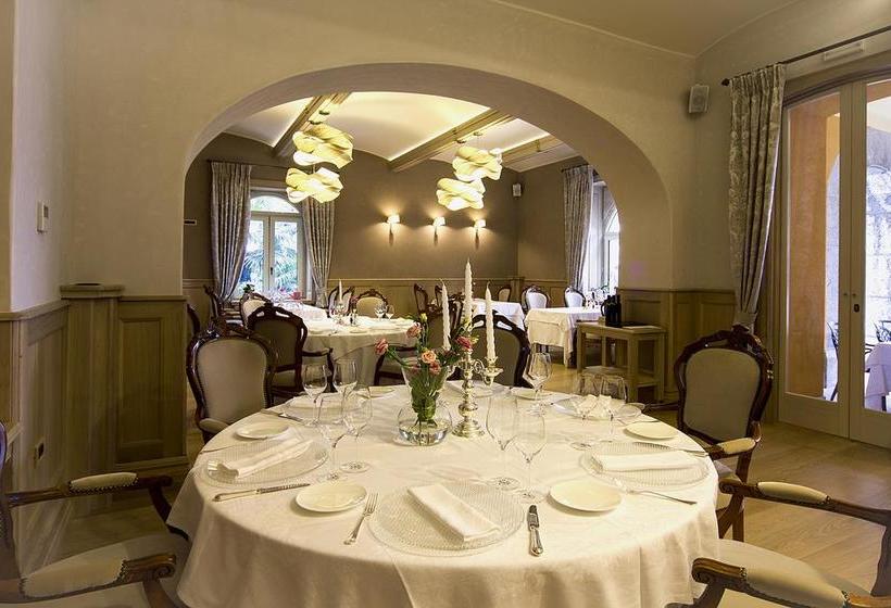 Отель Villa Ariston