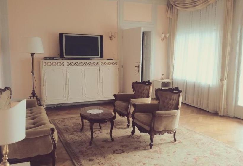 هتل Villa Ariston